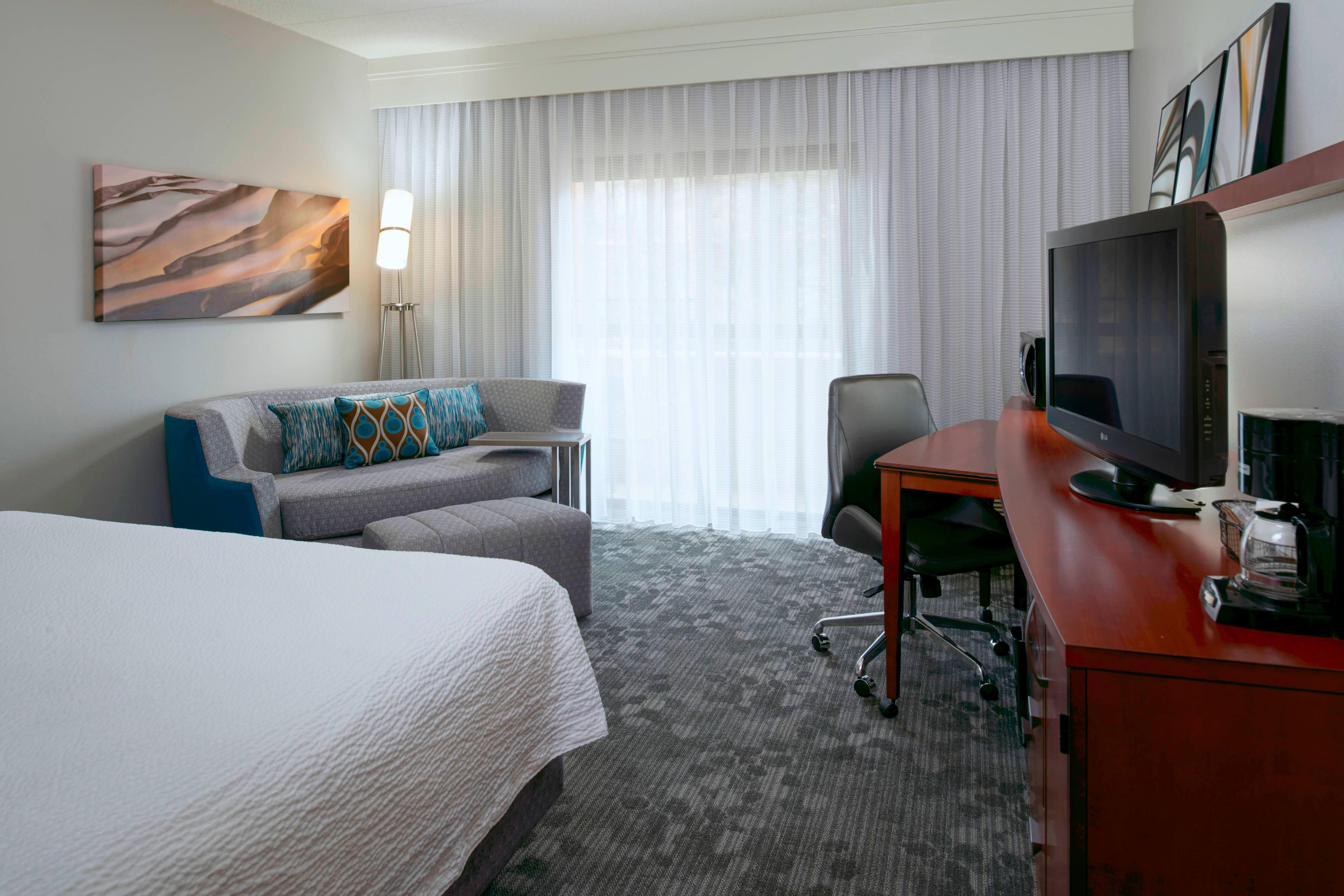 Sonesta Select Kansas City Airport Tiffany Springs Hotel Екстериор снимка