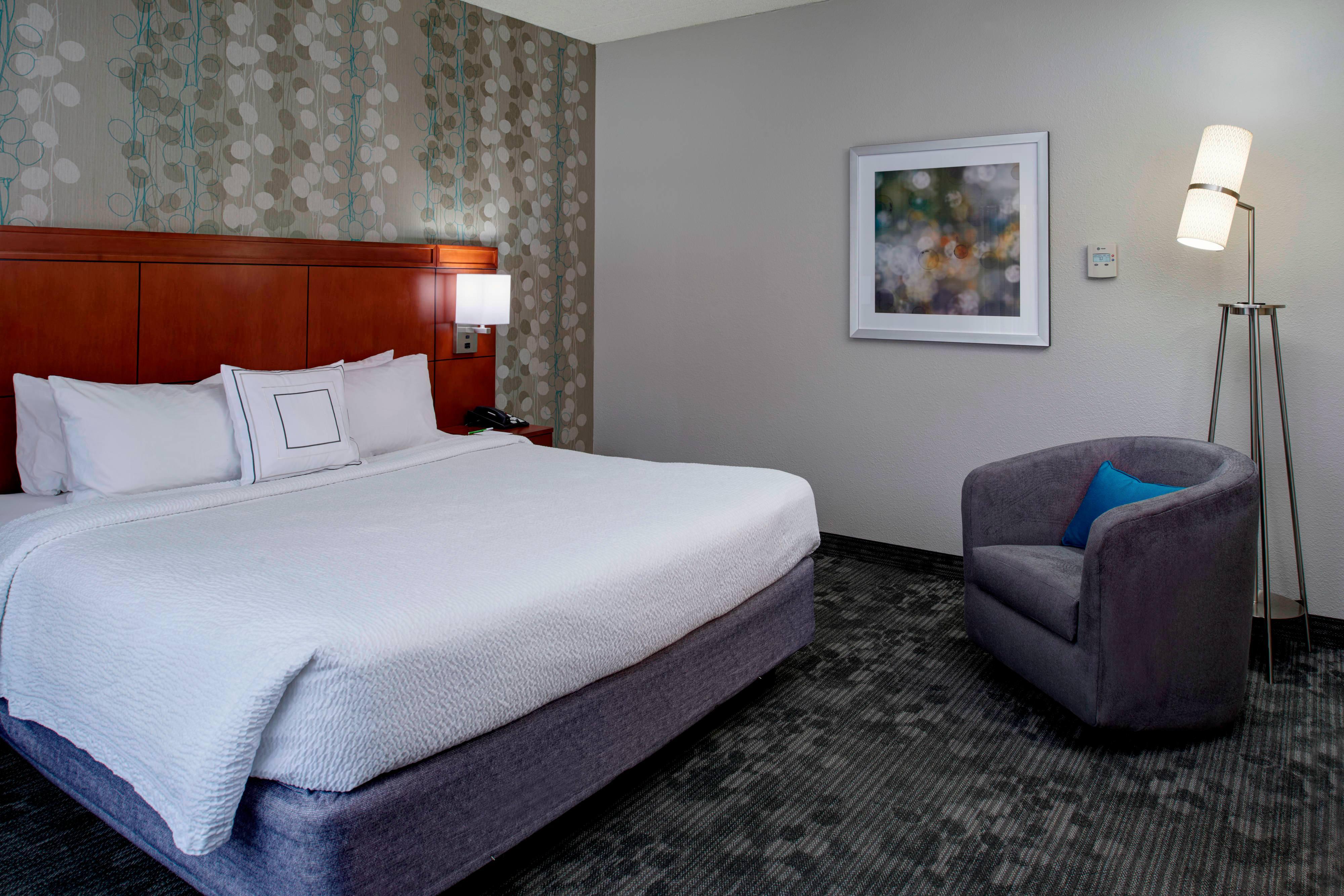 Sonesta Select Kansas City Airport Tiffany Springs Hotel Екстериор снимка